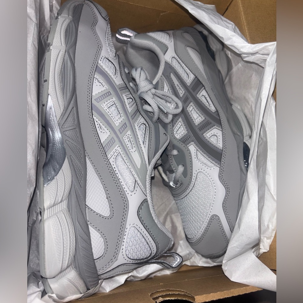Asics Cement Grey/Clay Grey GEL-NYC RGD Sneaker